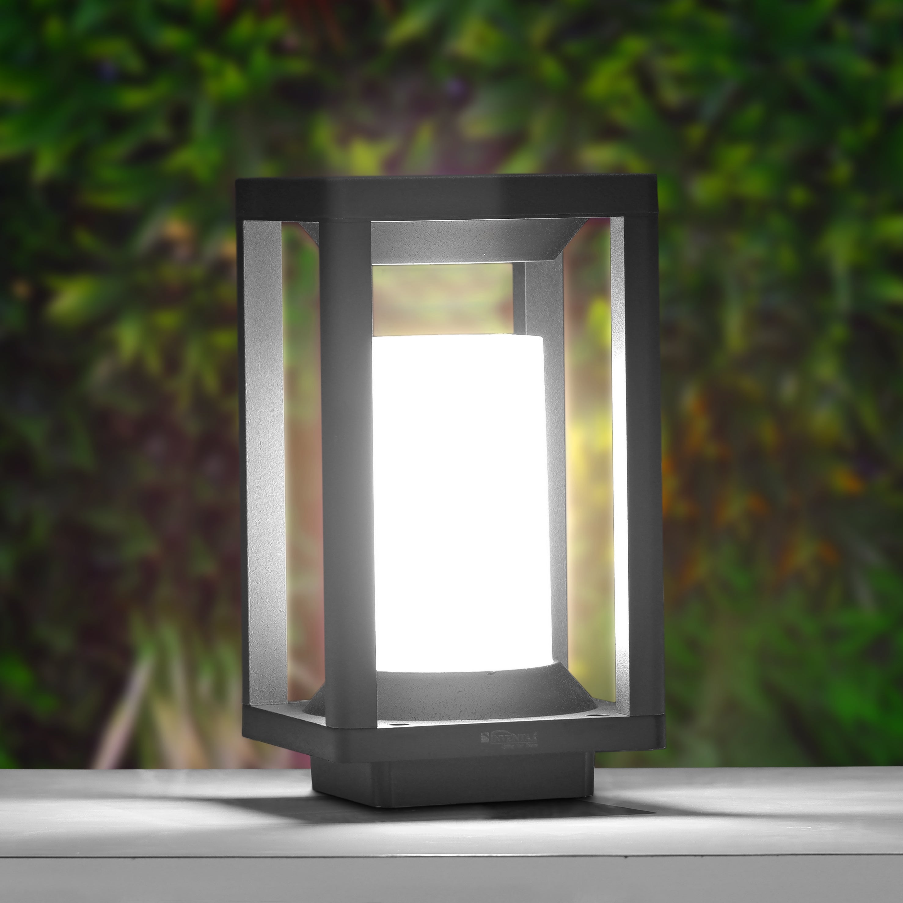 Modern rectangular gate light lamp with frosted glass for outdoor lighting