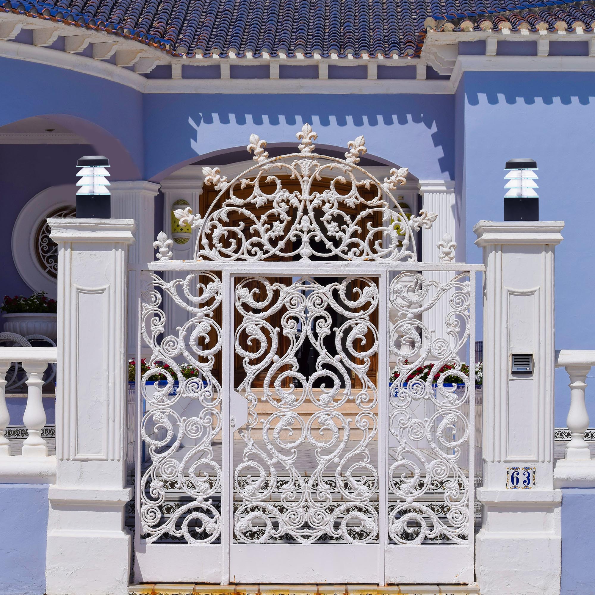 Elegant gate post lights with main gate lamps enhancing entrance lights