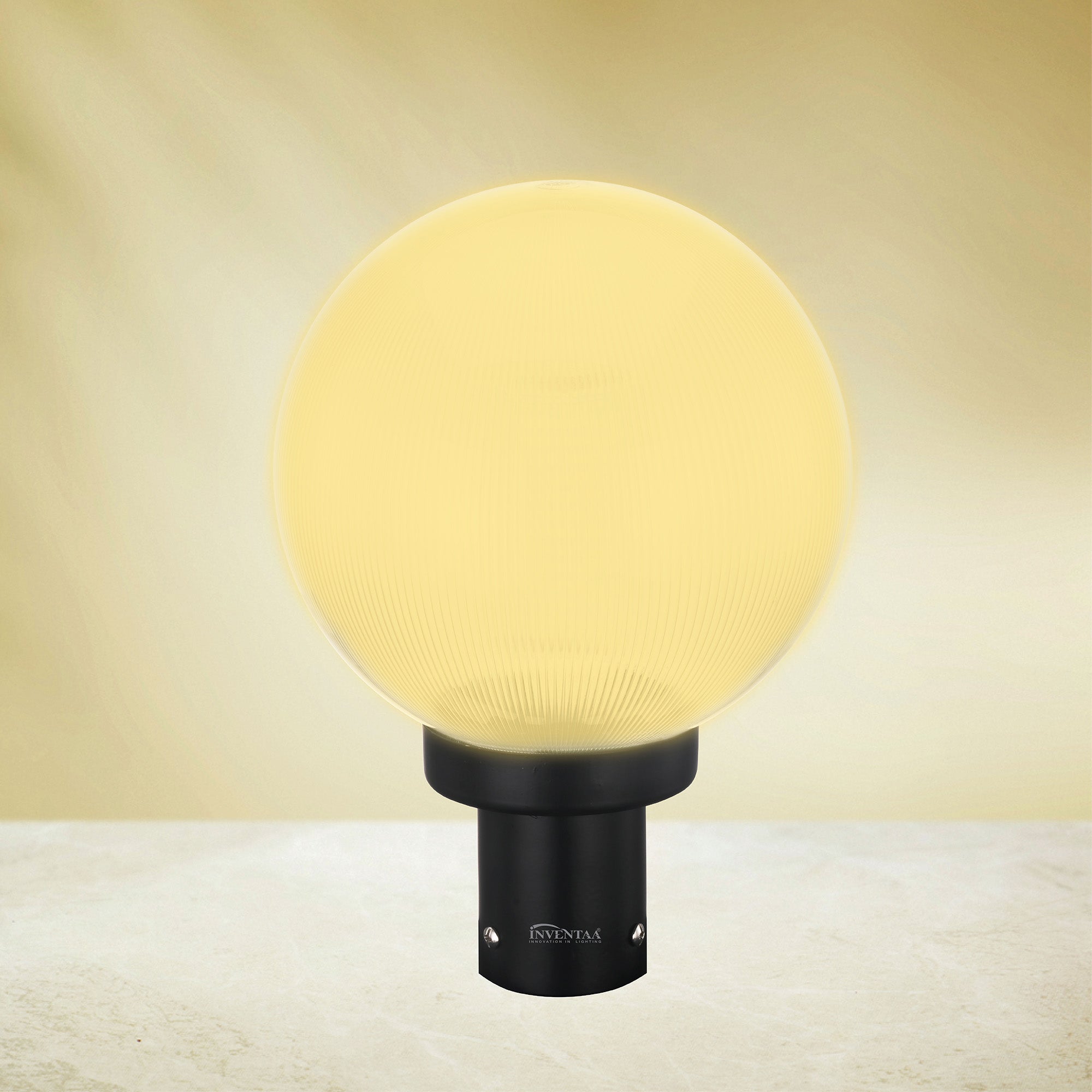 Globe PC 18W Prismatic Clear LED Gate Light Warm White #color_prismatic clear