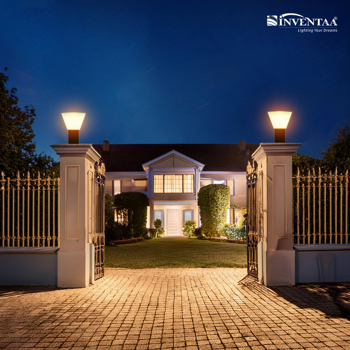Villa Solar LED Outdoor Gate Light