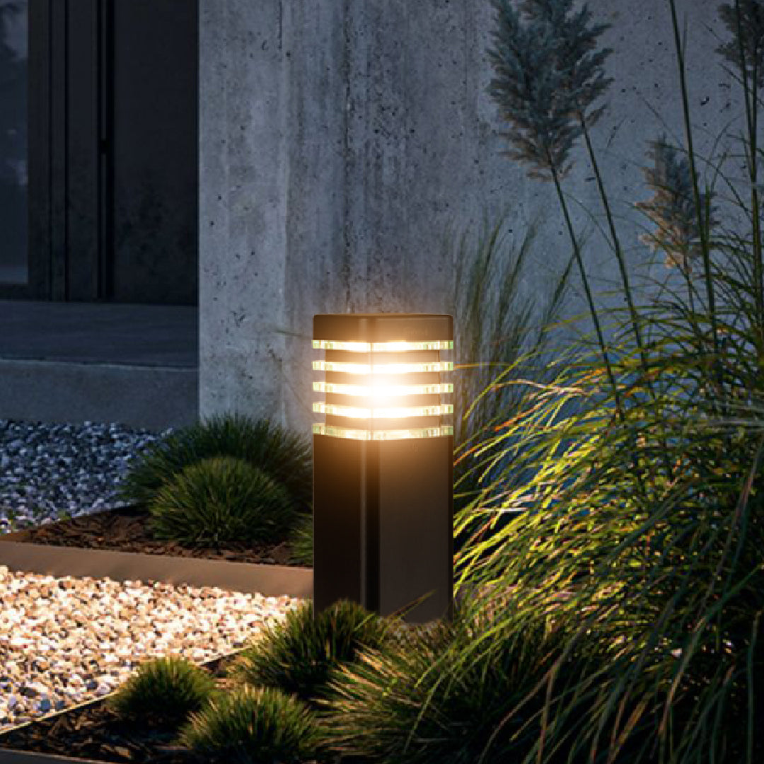 Eberta Ice Cube LED Garden Bollard